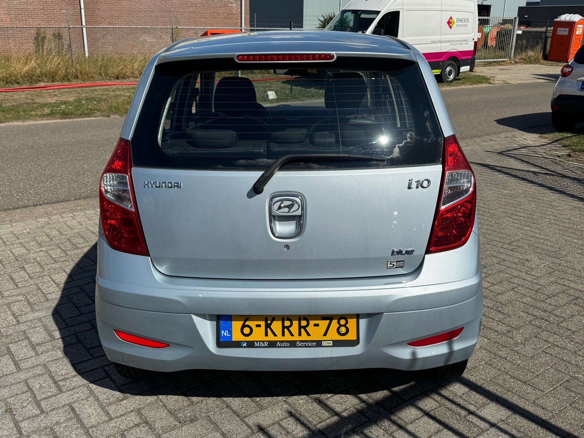 47444122-29.jpg